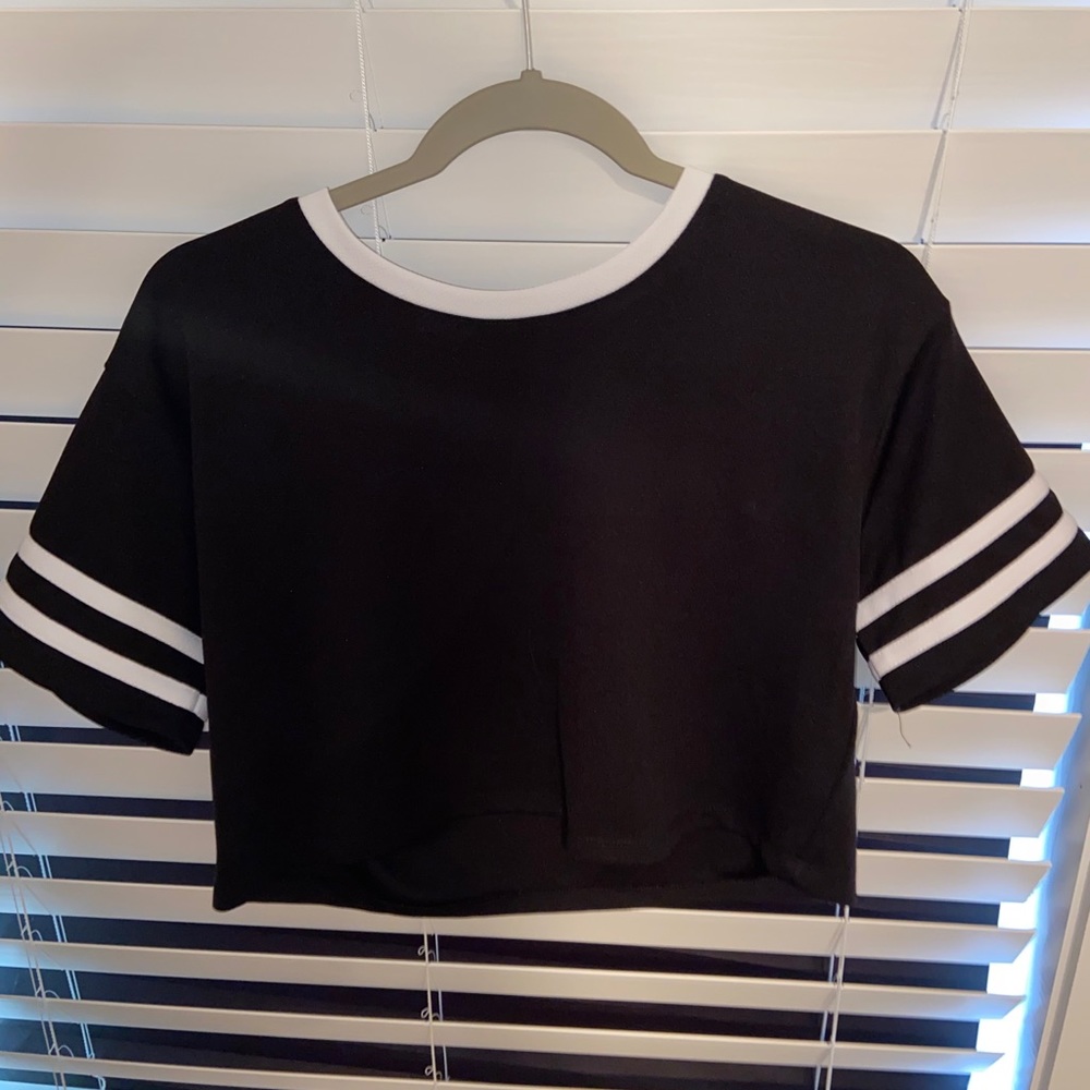 Varsity tee crop top